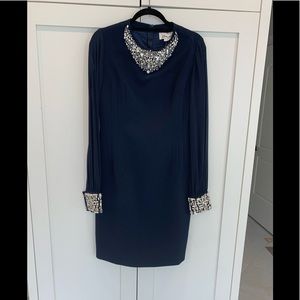 NWOT Miri Couture Navy dress with diamond embellished size 6/8